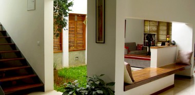 Entry Bench